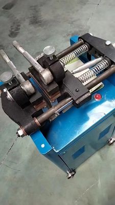बाएं इलेक्ट्रोड दाएं इलेक्ट्रोड के साथ 25kva बट वेल्डर मशीन