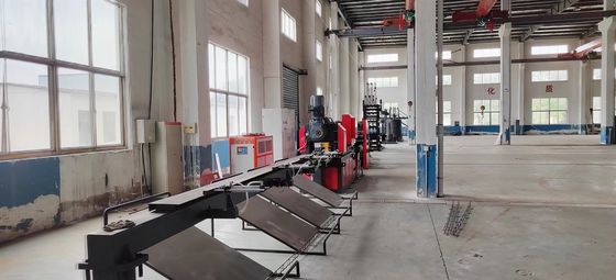 प्लेन स्टील ट्रस बनाने की मशीन 22kw वेल्डिंग उत्पादन लाइन