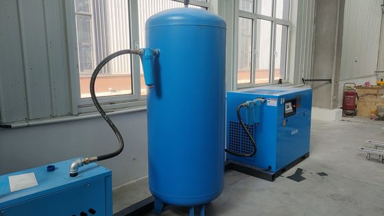 कम डिस्चार्ज तापमान एयर स्क्रू कंप्रेसर 5.5m3/Min गैस विस्थापन के साथ